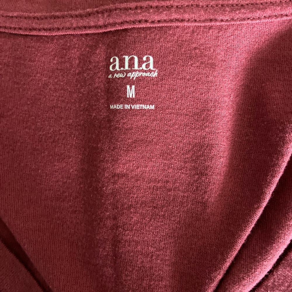 a.n.a Women's V-Neck Tees - Lot of 6 - Picture 3 of 14